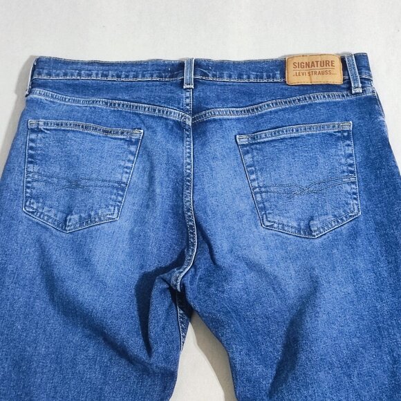 Signature by Levi Strauss jeans men's size W36/L29 denim blue colour Relaxed fit - Picture 3 of 15